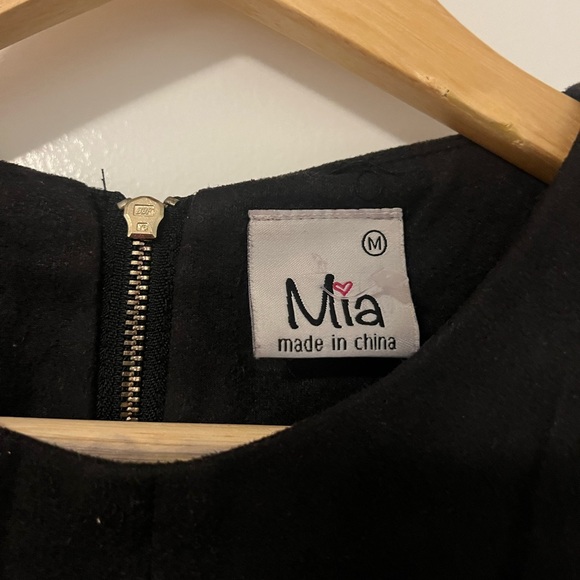 Black Suede Sleeveless Dress - Picture 3 of 4